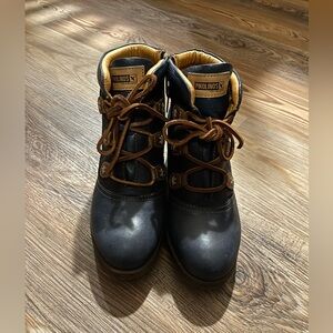 PIKOLINOS Navy Blue Leather Lace-Up & Zippered Heeled Ankle Boots